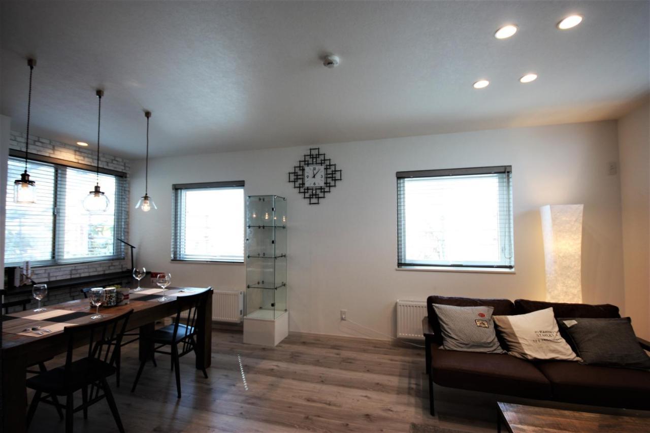 Teine White House Villa Sapporo Exterior photo